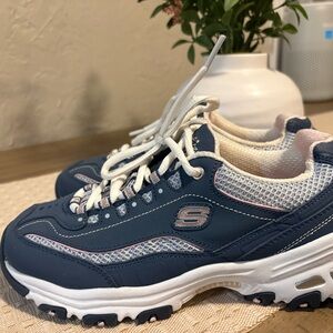 Skechers Women's D’Lites blue with Pink Accent Athletic Sneakers